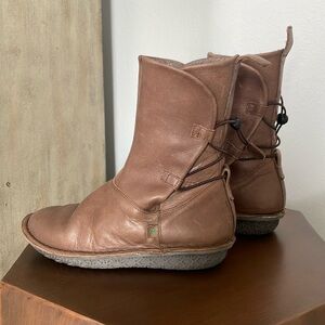 Pozu size 38 Rey Star Wars style boots